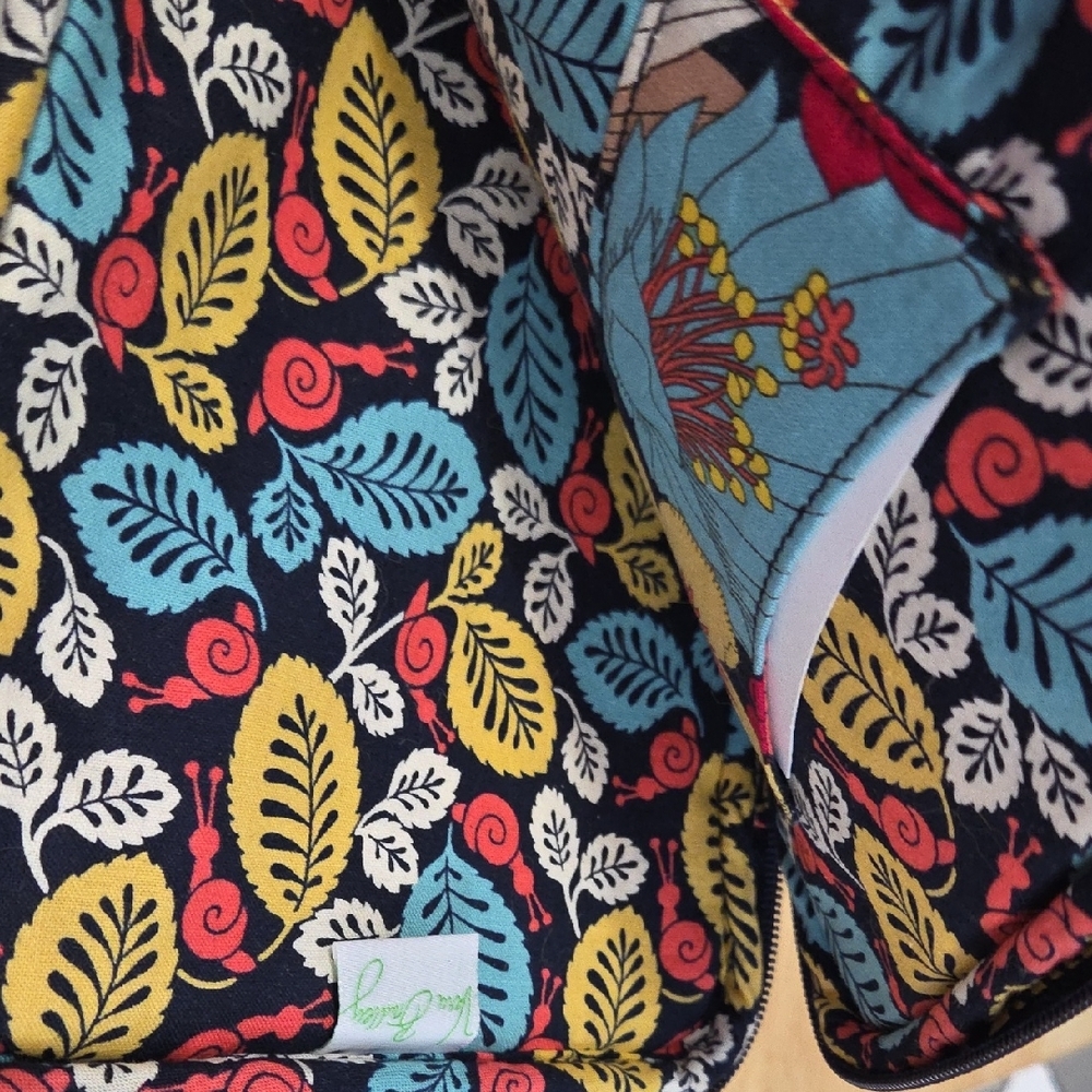 Vera Bradley Floral Quilted E-reader Tablet Case - Picture 4 of 5